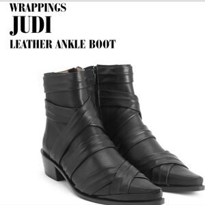 JOHN FLUEVOG Black‎ Wrappings "Judi" Leather Ankle Boot Size 6.5